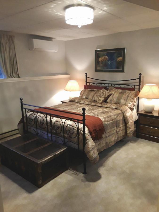 Cedar Acres Vacation Rental Fanny Bay Экстерьер фото