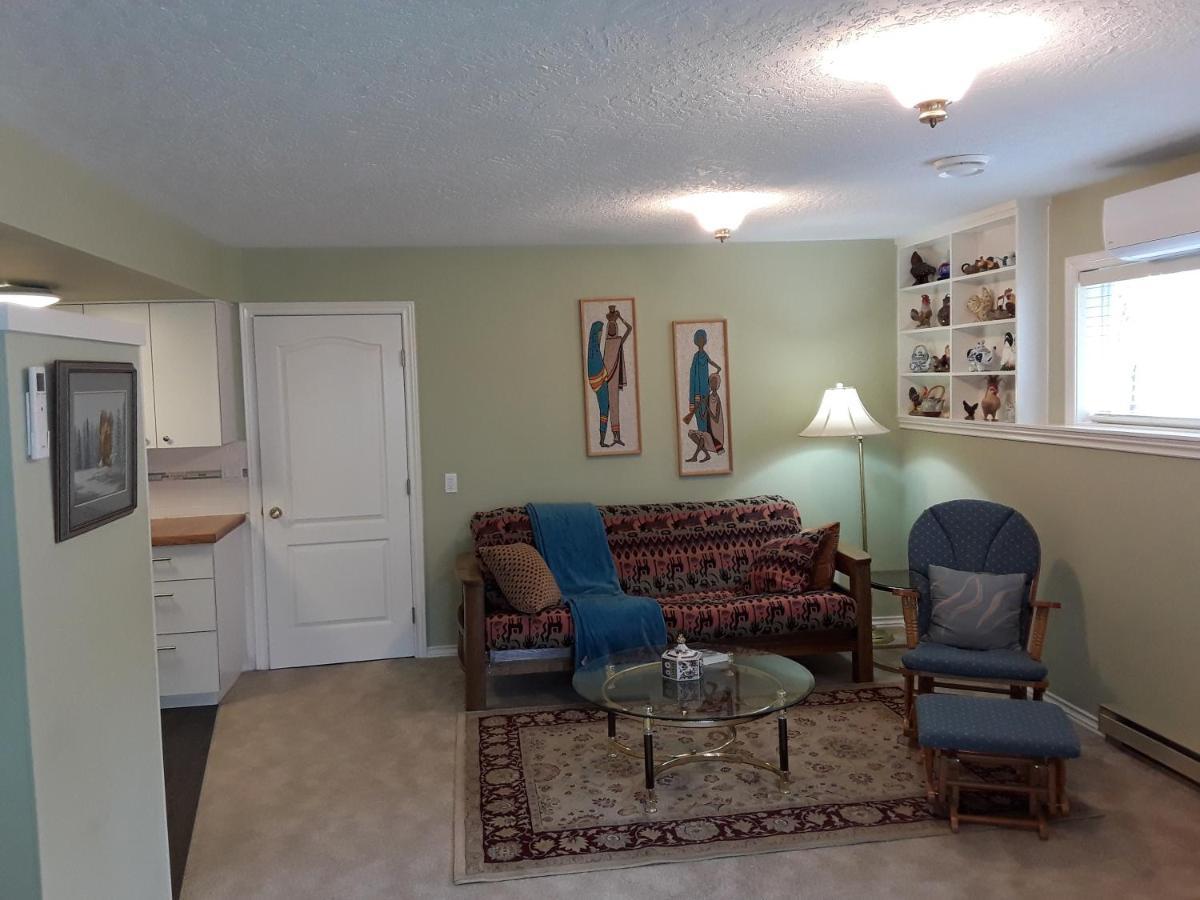 Cedar Acres Vacation Rental Fanny Bay Экстерьер фото