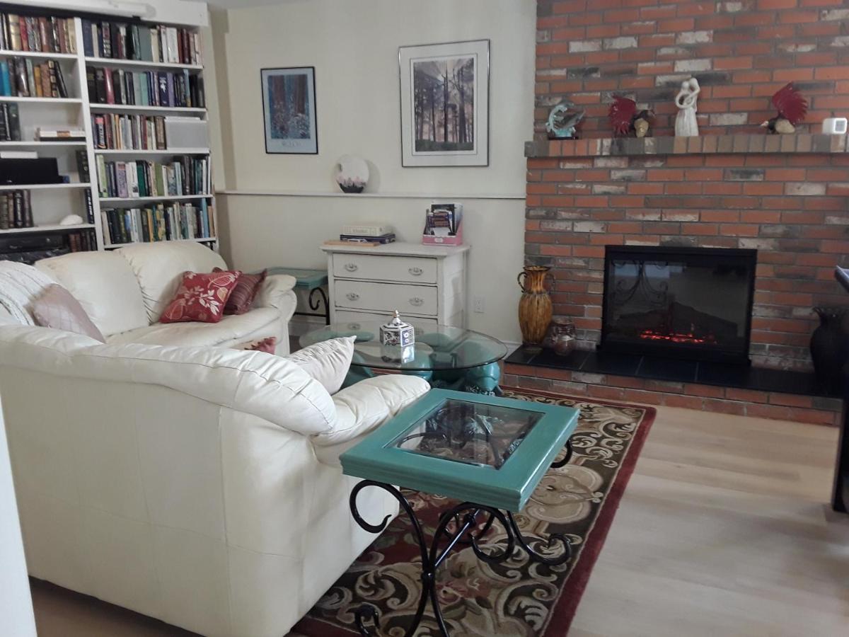 Cedar Acres Vacation Rental Fanny Bay Экстерьер фото