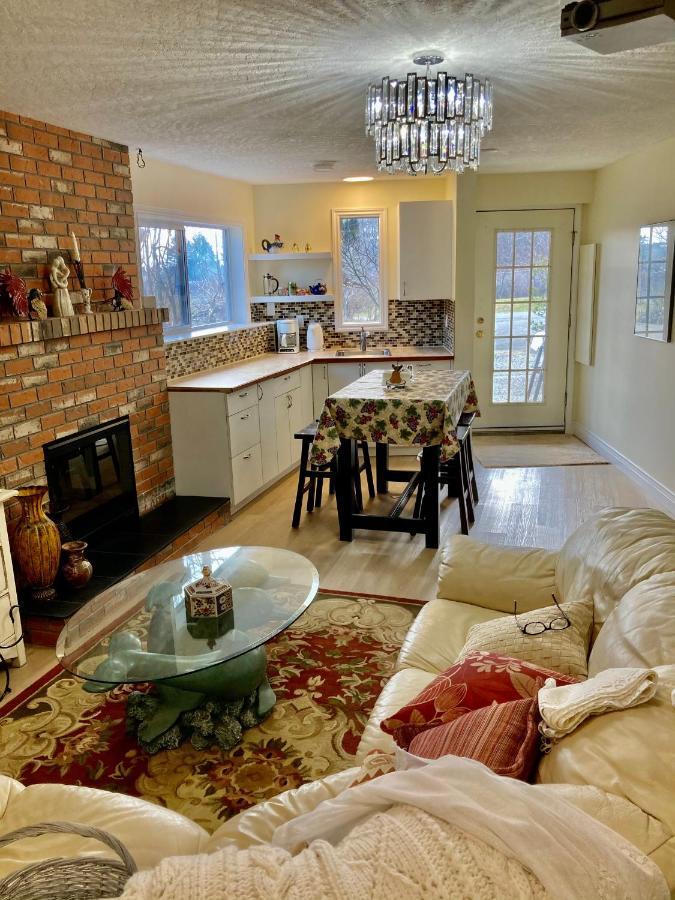 Cedar Acres Vacation Rental Fanny Bay Экстерьер фото