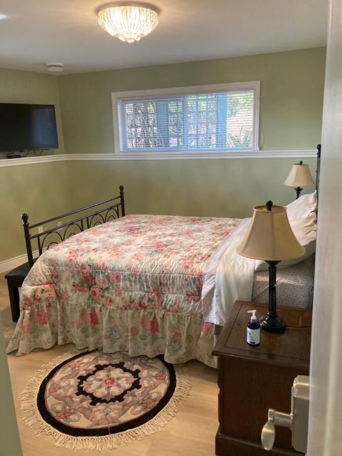 Cedar Acres Vacation Rental Fanny Bay Экстерьер фото