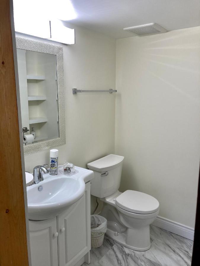 Cedar Acres Vacation Rental Fanny Bay Экстерьер фото