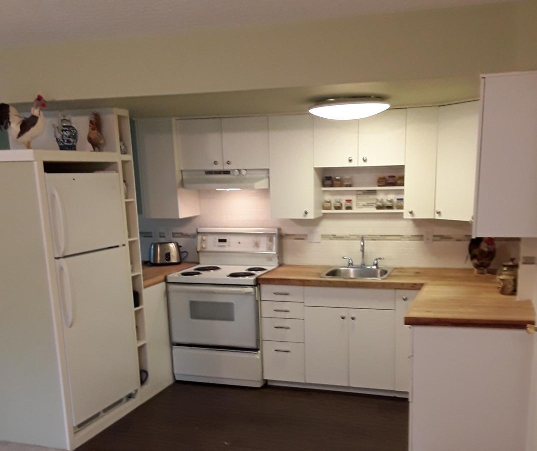 Cedar Acres Vacation Rental Fanny Bay Экстерьер фото